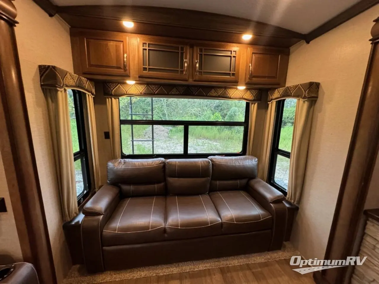 2018 Keystone Montana 3721RL Photo 7