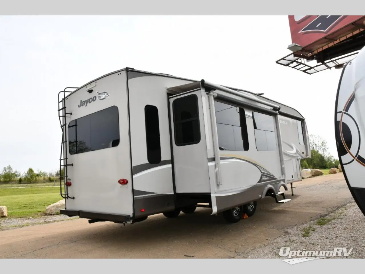 2019 Jayco Eagle 321RSTS Photo 2