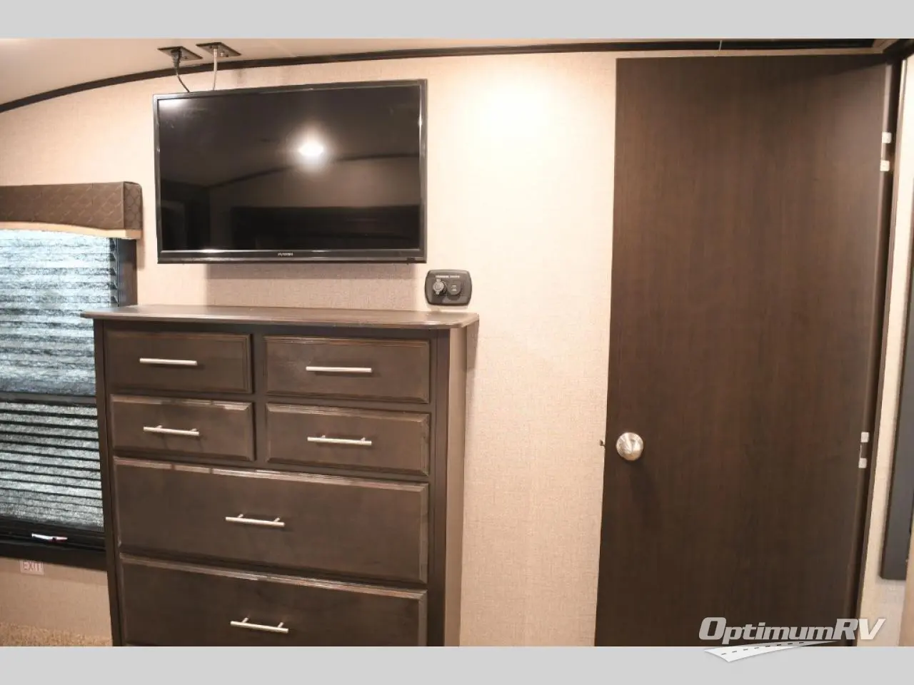 2019 Jayco Eagle 321RSTS Photo 14