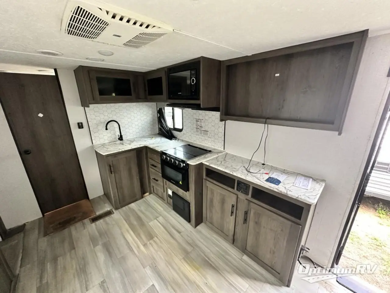 2022 Coachmen Clipper Ultra-Lite 262BHS Photo 6