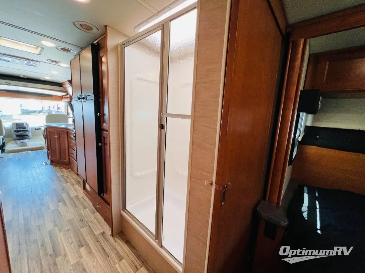 2018 Winnebago Vista 32YE Photo 19