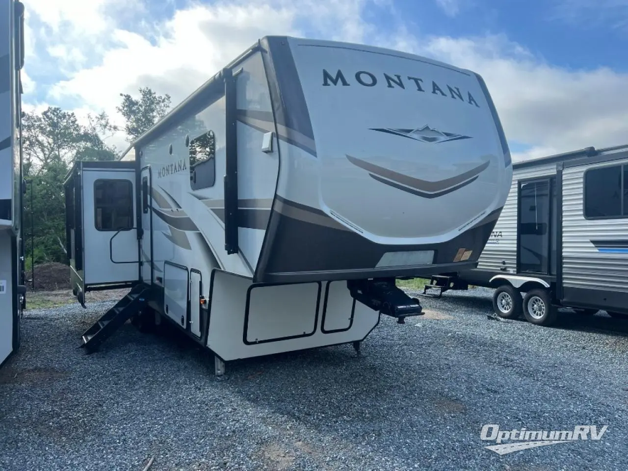 2020 Keystone Montana 3120RL Photo 1