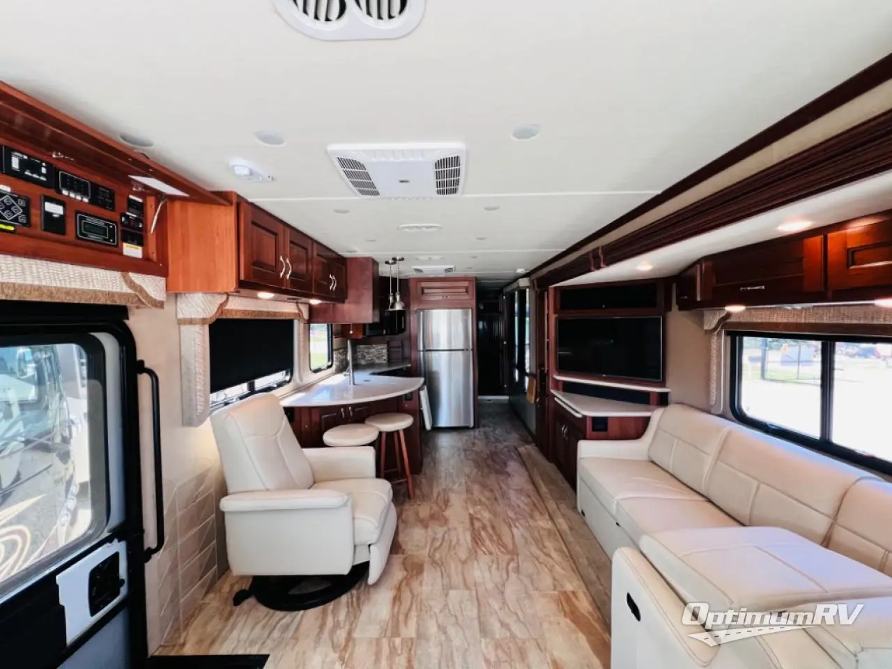 2016 Holiday Rambler Navigator XE 35B Photo 6