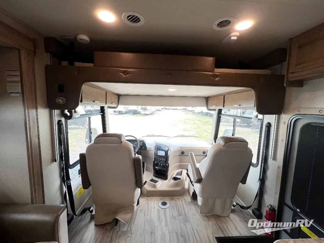 2019 Entegra Vision 31V Photo 5