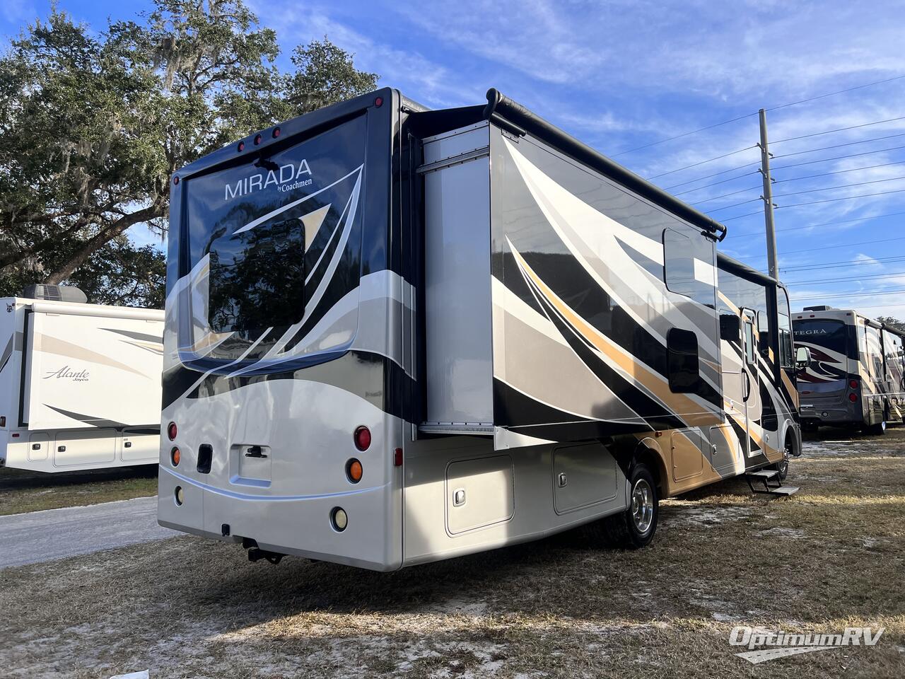 2020 Coachmen Mirada 34BHF Photo 3