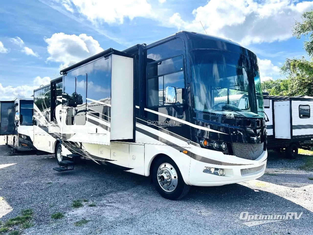 2016 Forest River Georgetown XL 378TS Photo 1