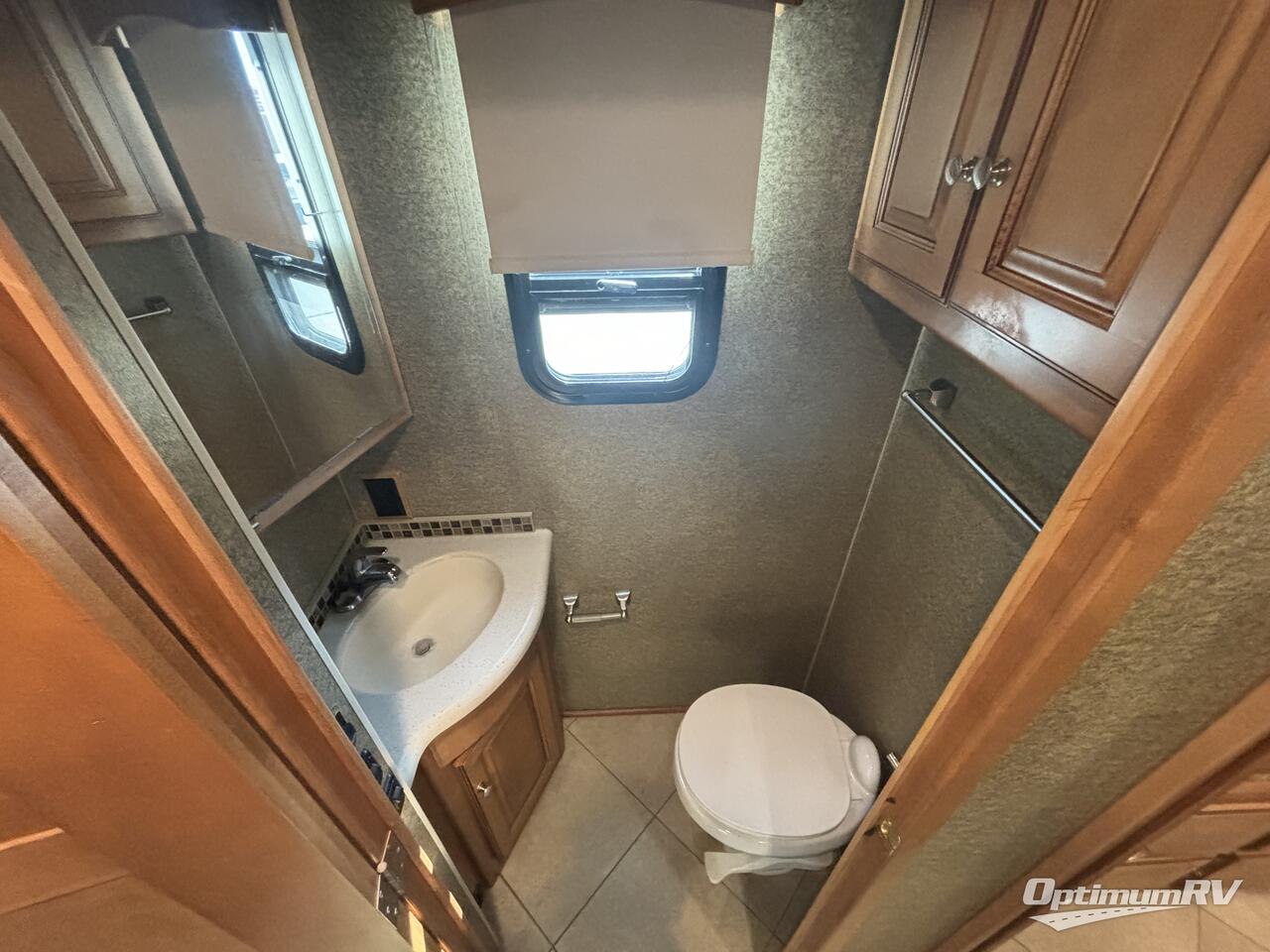 2015 Itasca Suncruiser 38Q Photo 12