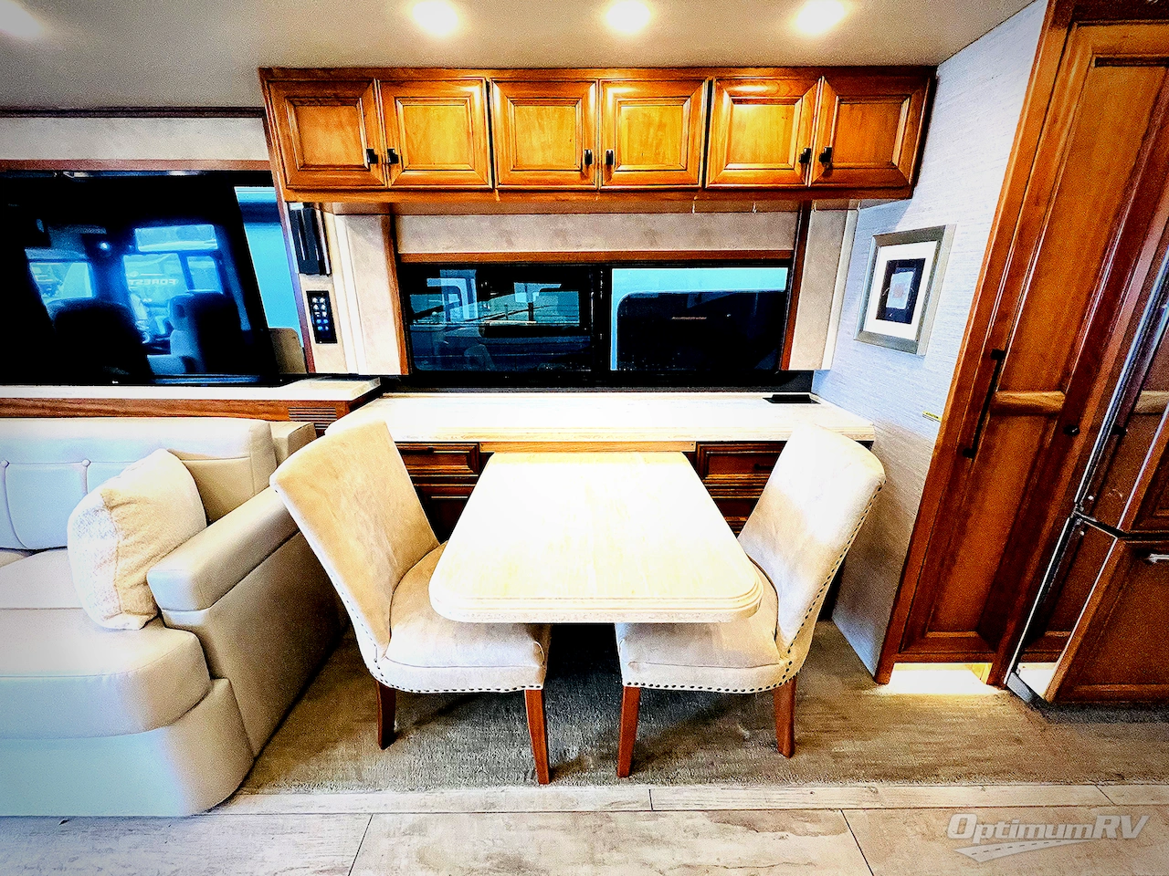 2020 Tiffin Allegro Bus 45 MP Photo 7