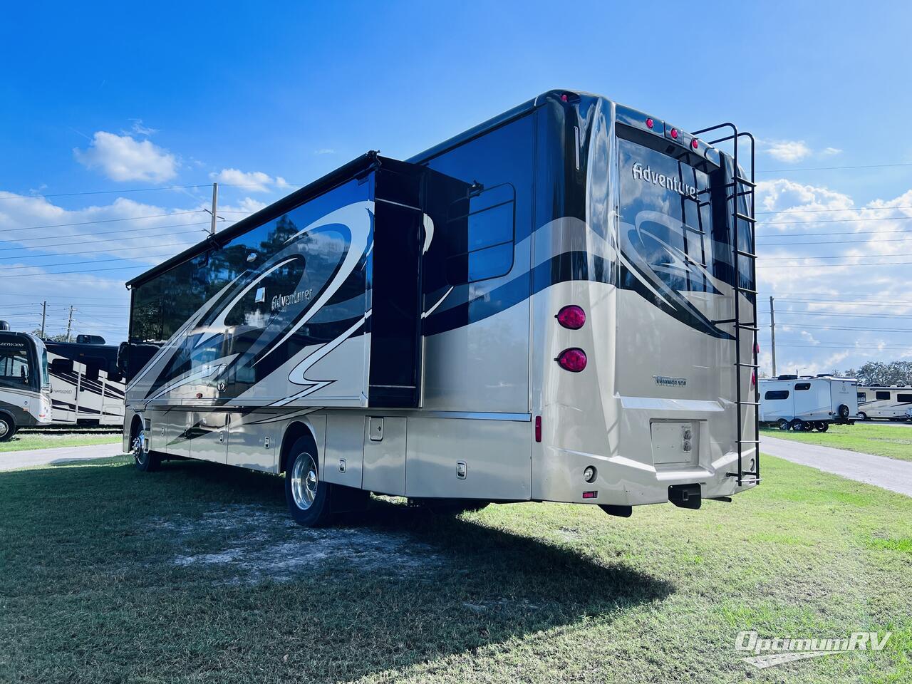 2016 Winnebago Adventurer 37F Photo 2