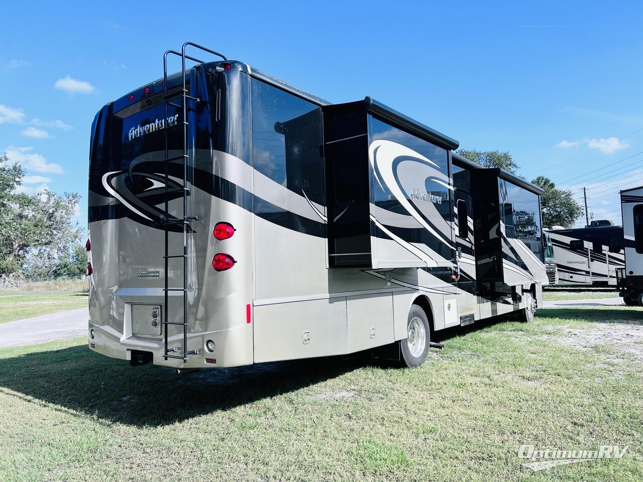 2016 Winnebago Adventurer 37F Photo 3