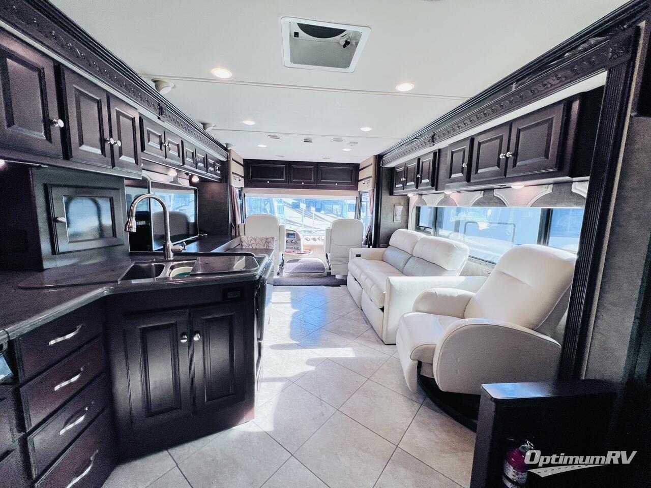 2016 Winnebago Adventurer 37F Photo 5