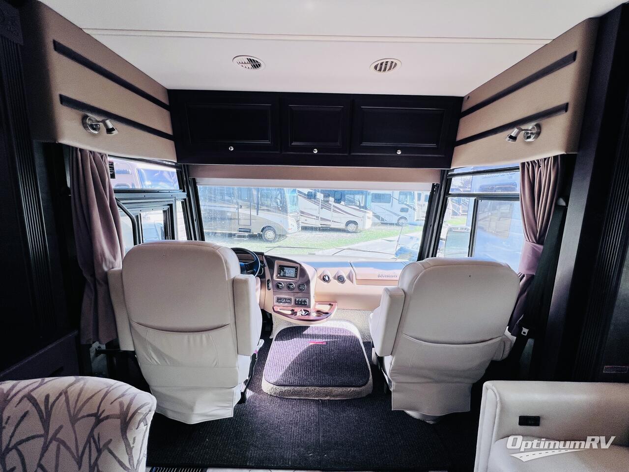 2016 Winnebago Adventurer 37F Photo 6