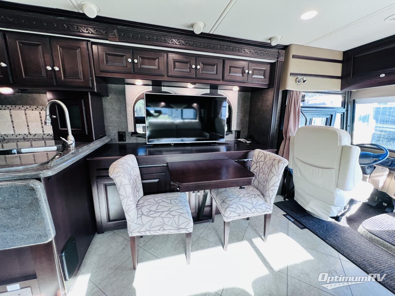 2016 Winnebago Adventurer 37F Photo 9