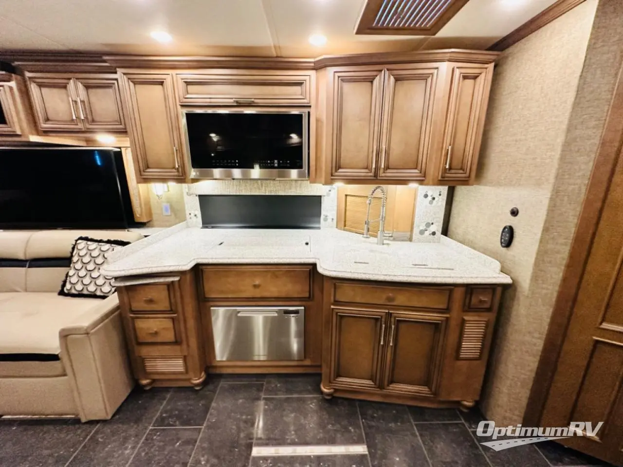 2019 Newmar Ventana 4037 Photo 10