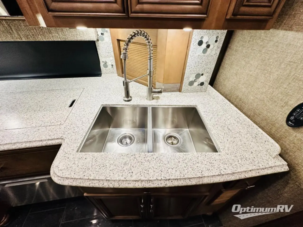 2019 Newmar Ventana 4037 Photo 13