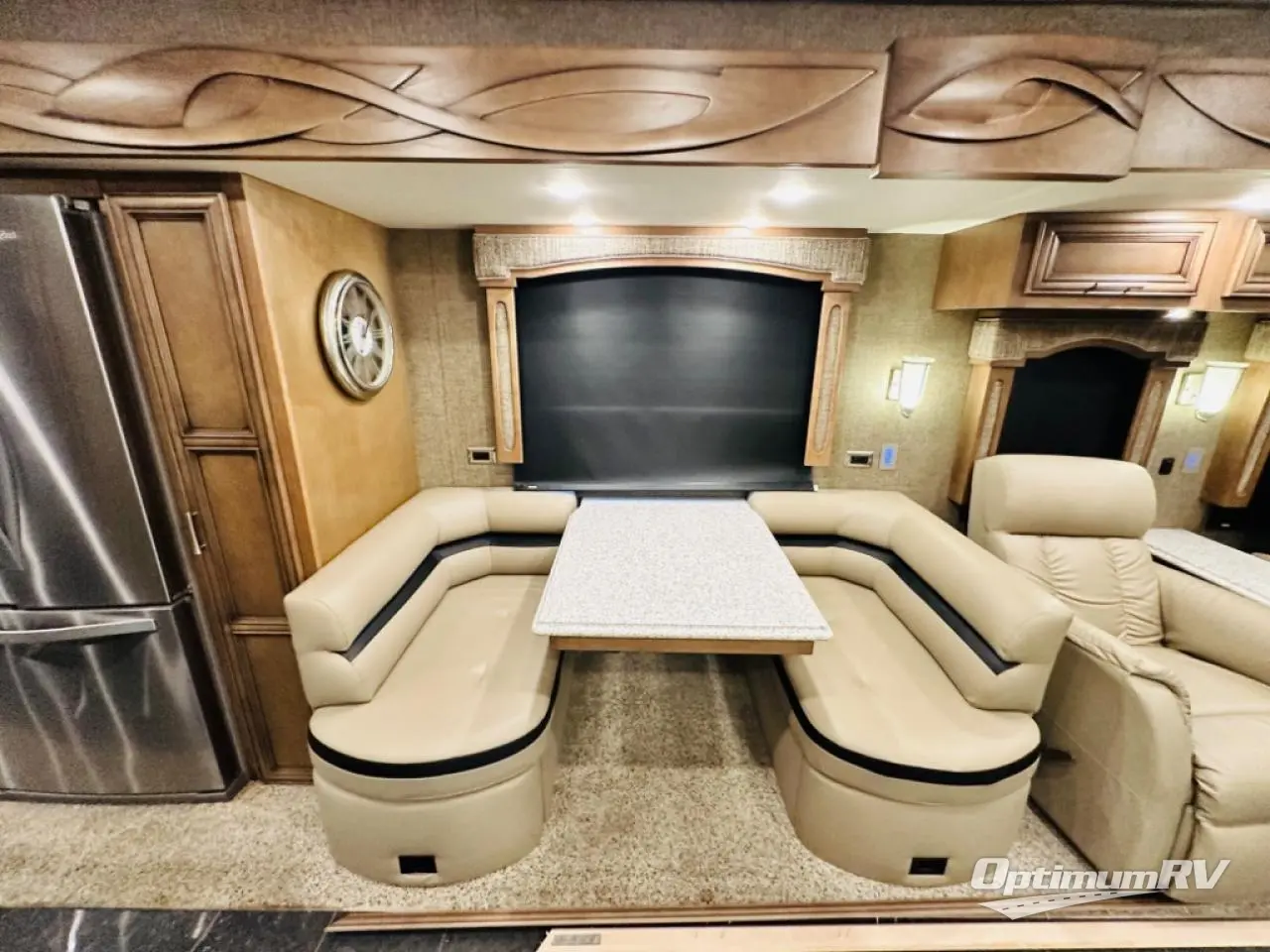 2019 Newmar Ventana 4037 Photo 15