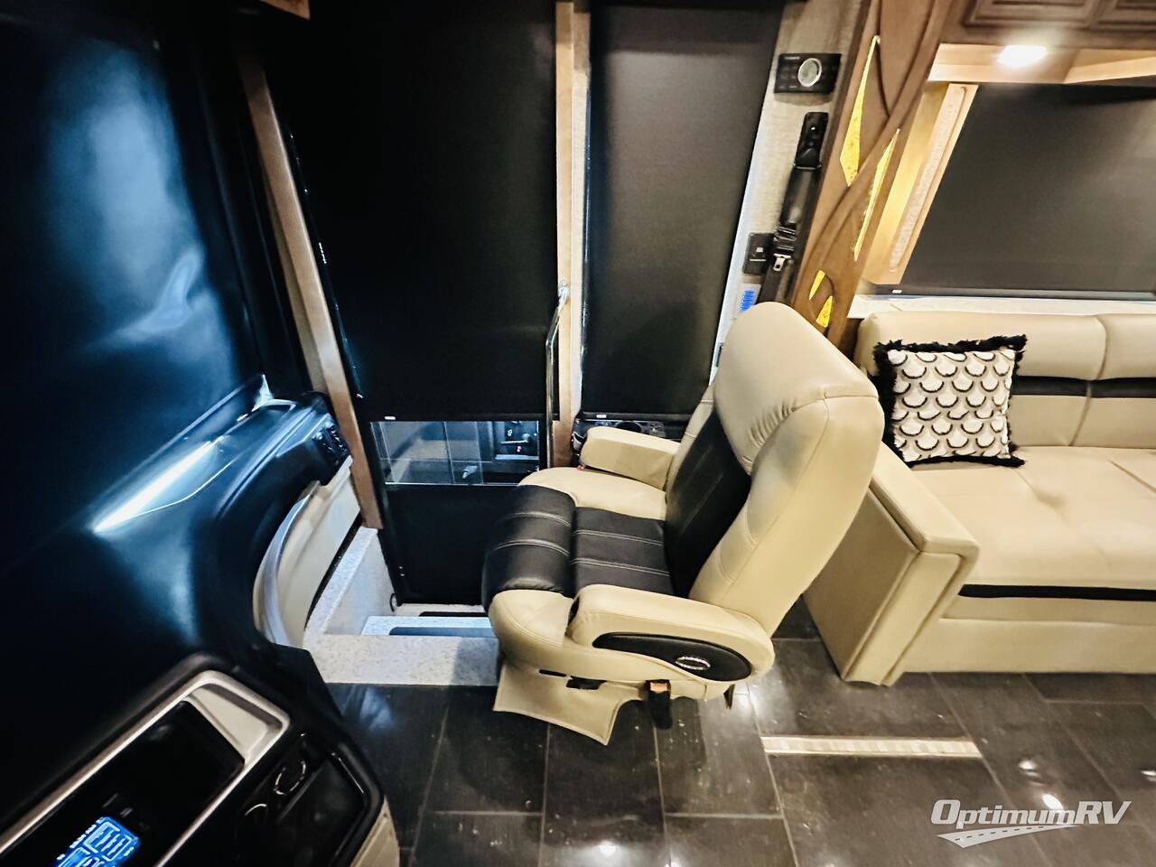 2019 Newmar Ventana 4037 Photo 5