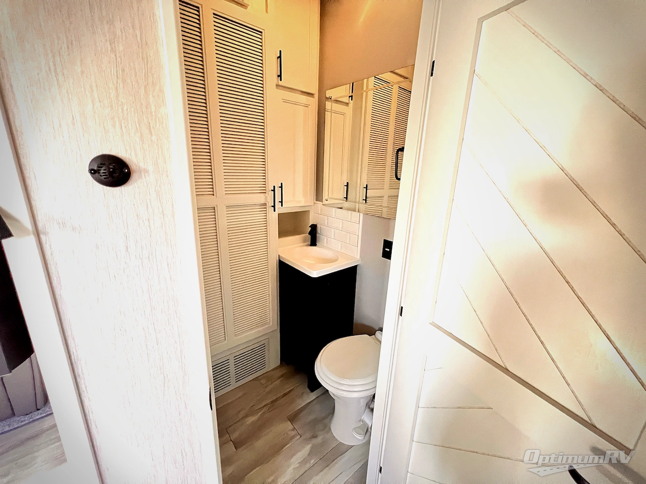 2022 Forest River RiverStone 39RKFB Photo 14