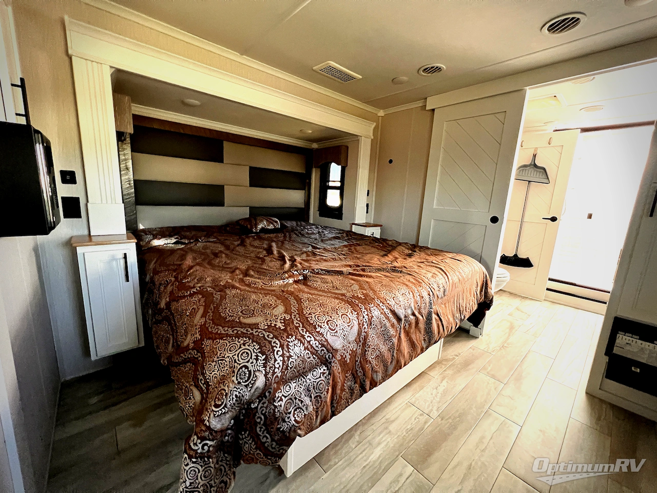 2022 Forest River RiverStone 39RKFB Photo 20