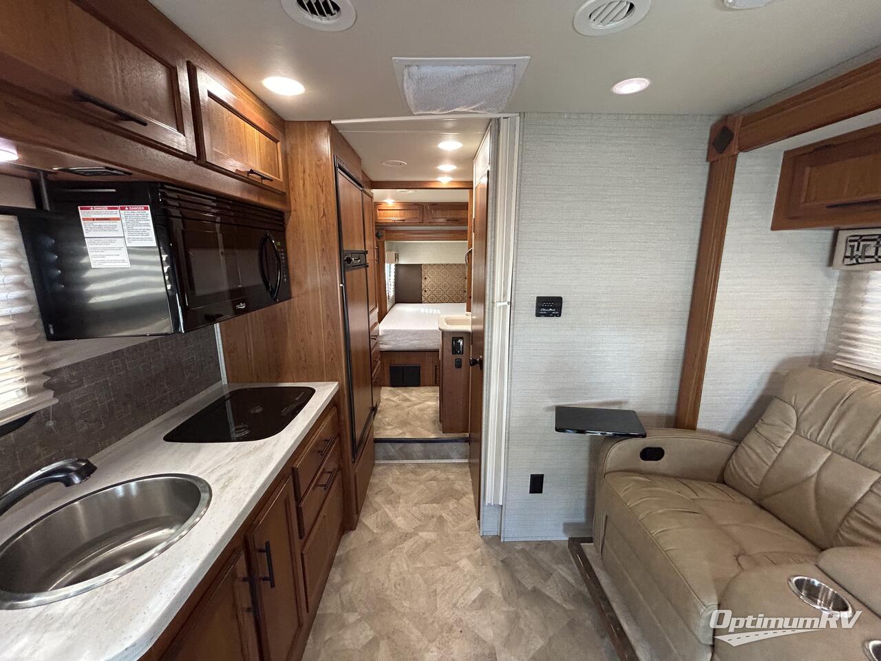 2017 Jayco Melbourne 24K Photo 4