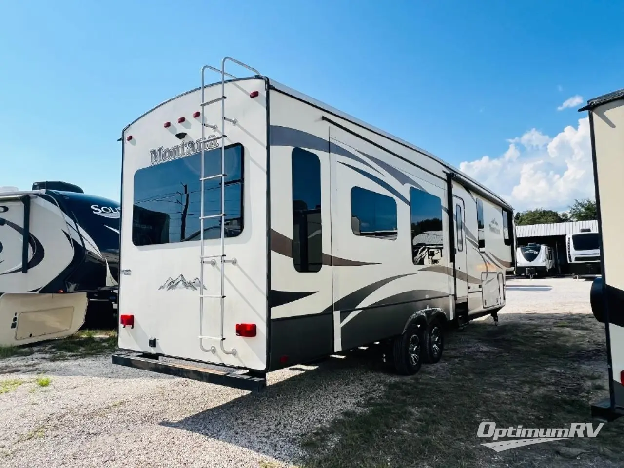 2015 Keystone Montana 3611 RL Photo 2