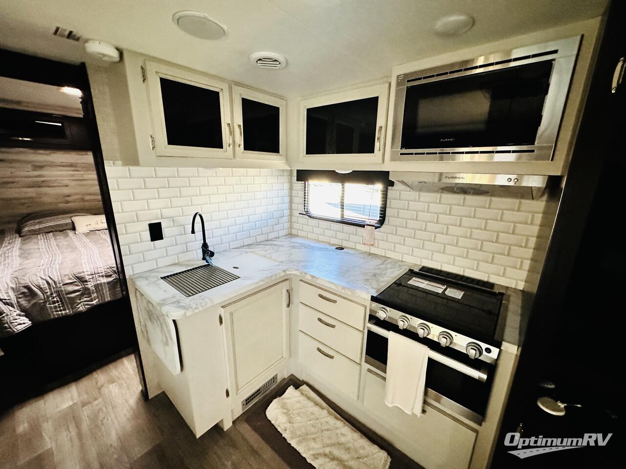 2023 Jayco Jay Feather 24BH Photo 11