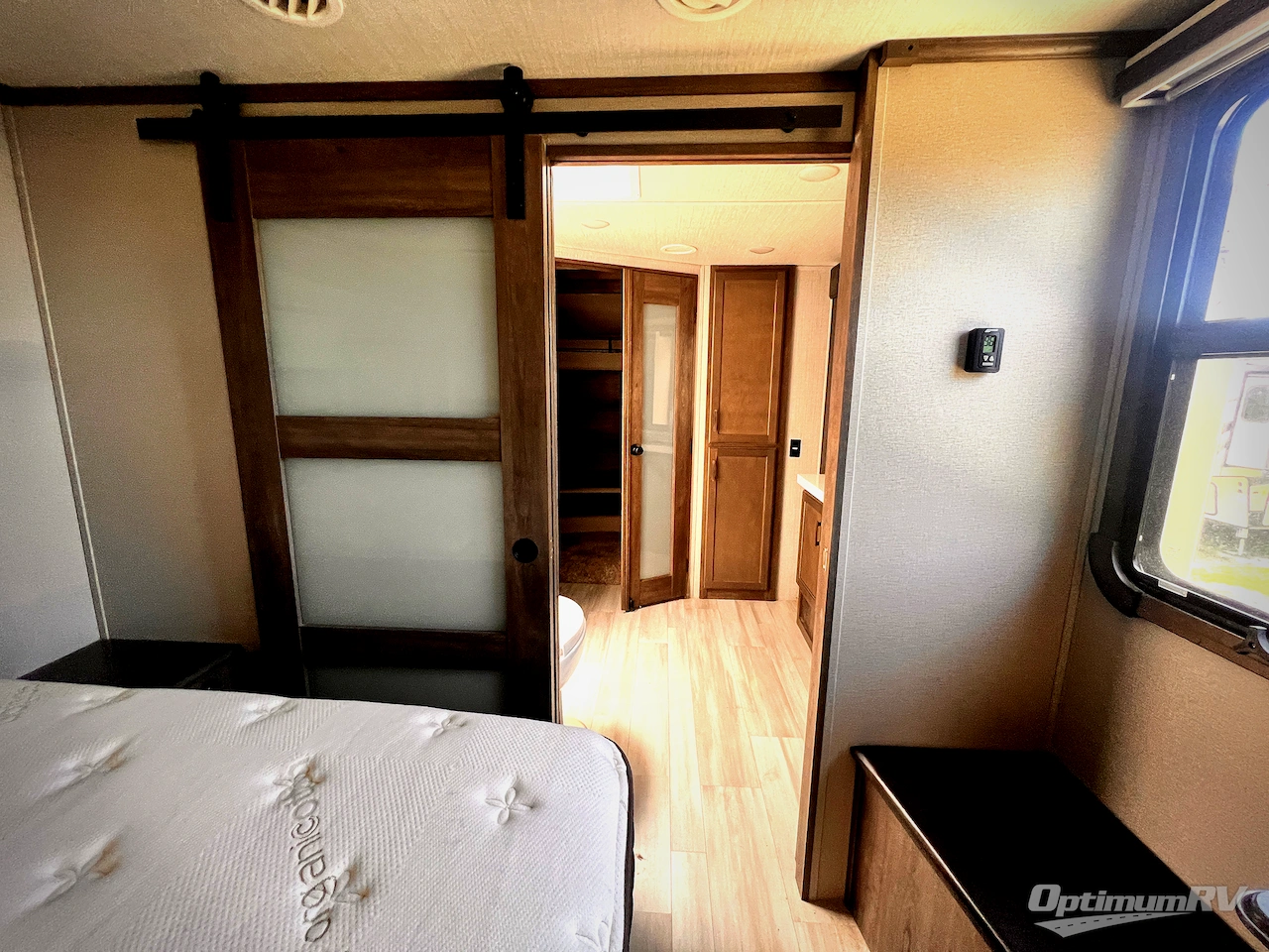 2021 Grand Design Solitude 373FB Photo 21