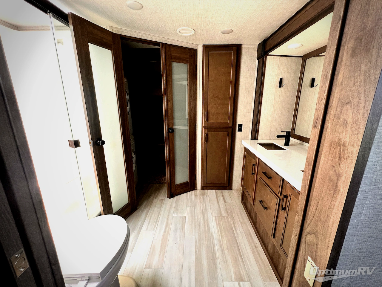 2021 Grand Design Solitude 373FB Photo 22