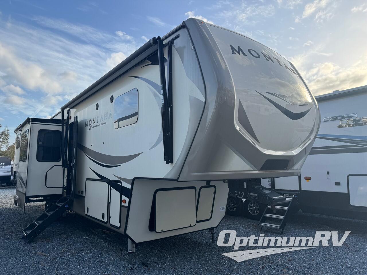 2019 Keystone Montana 3791RD Photo 2