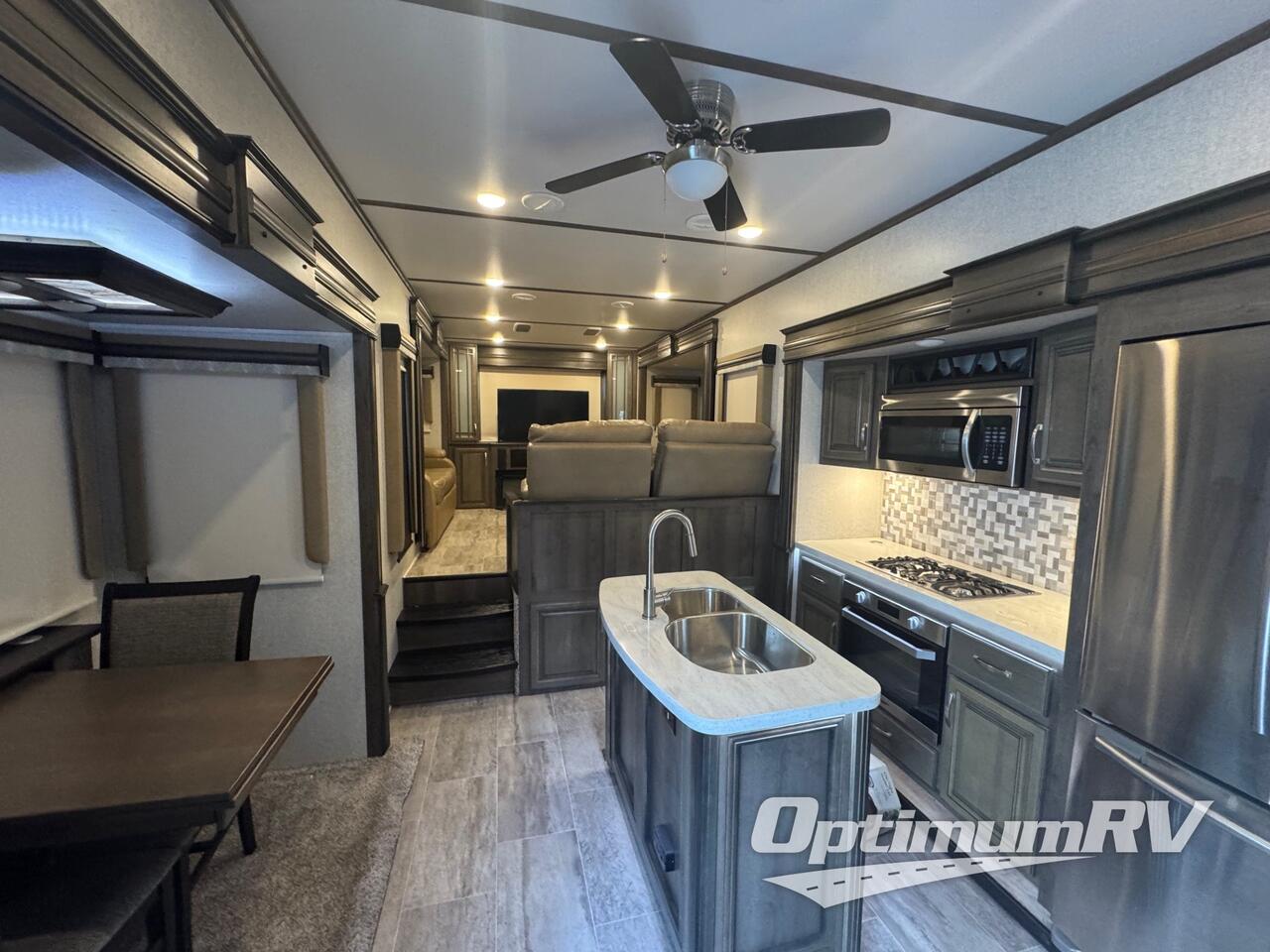 2019 Keystone Montana 3791RD Photo 5