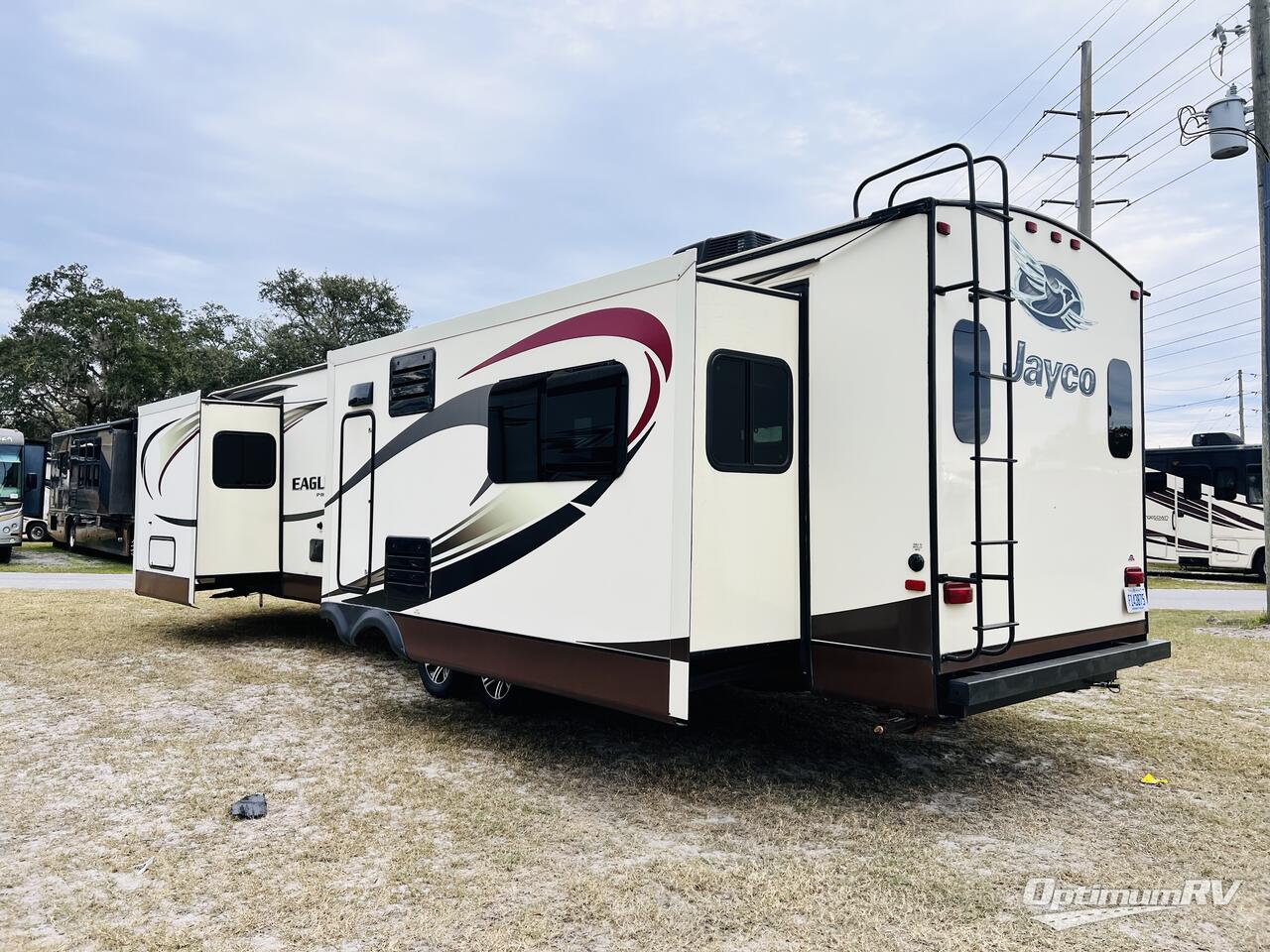 2015 Jayco Eagle 338RETS Photo 3