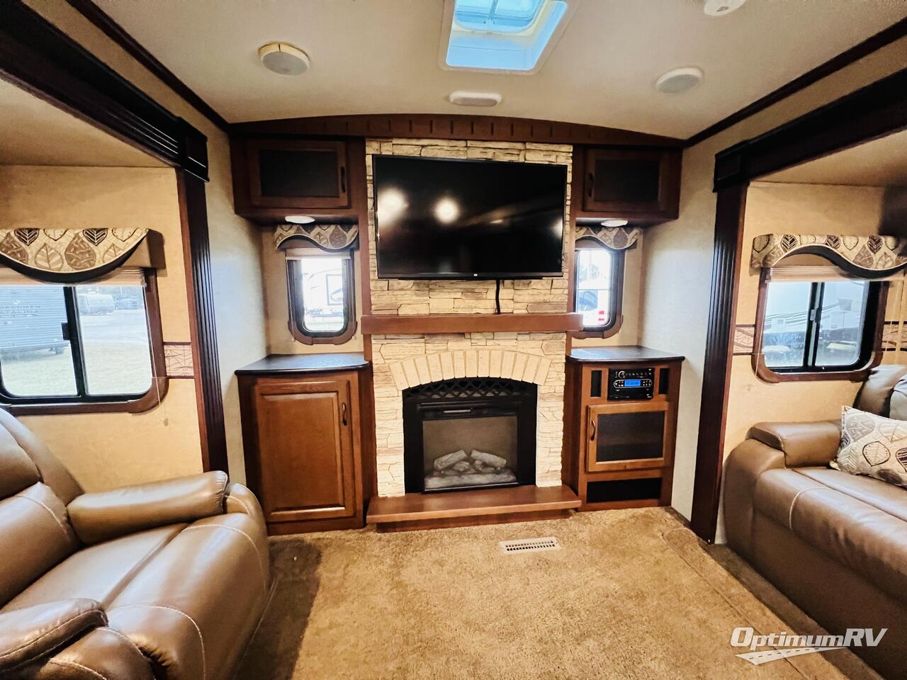 2015 Jayco Eagle 338RETS Photo 7