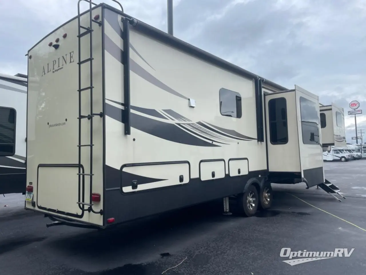 2019 Keystone alpine 3700FL Photo 2