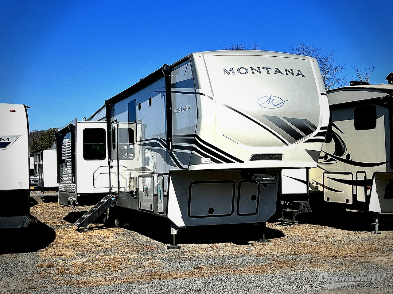 2023 Keystone Montana 3931FB Photo 1