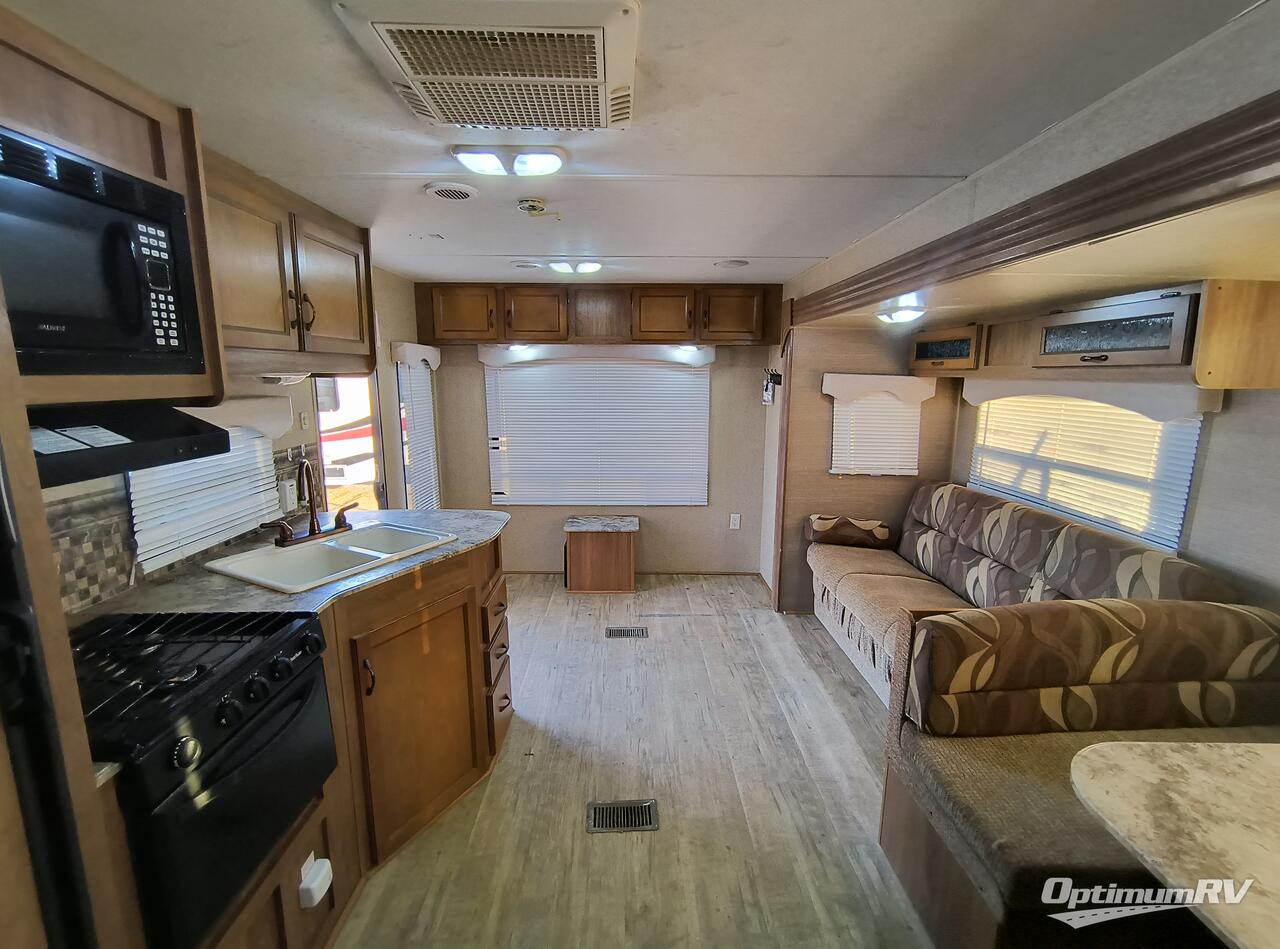 2015 Coachmen Catalina 263RLS Photo 4