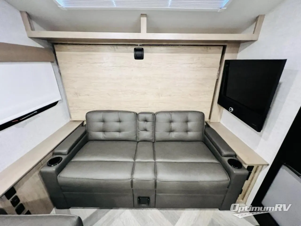 2022 Ember Overland Series 170MBH Photo 21