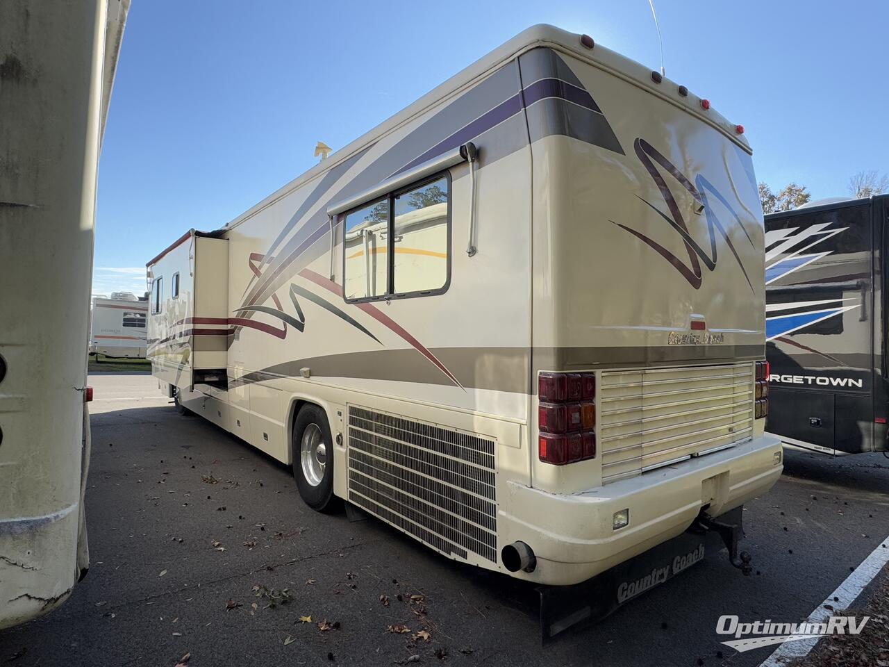 1999 Country Coach Affinity 40 Photo 3