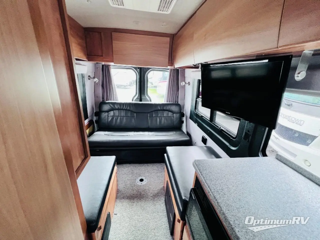 2010 Winnebago ERA Limited 170X Photo 13