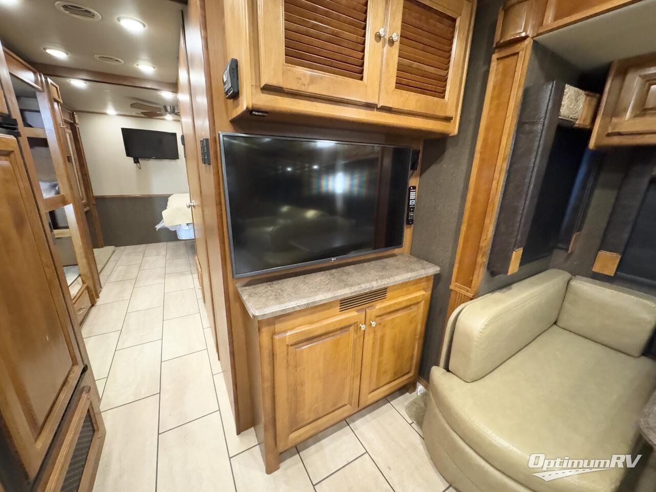 2016 Tiffin Allegro 35 QBA Photo 19