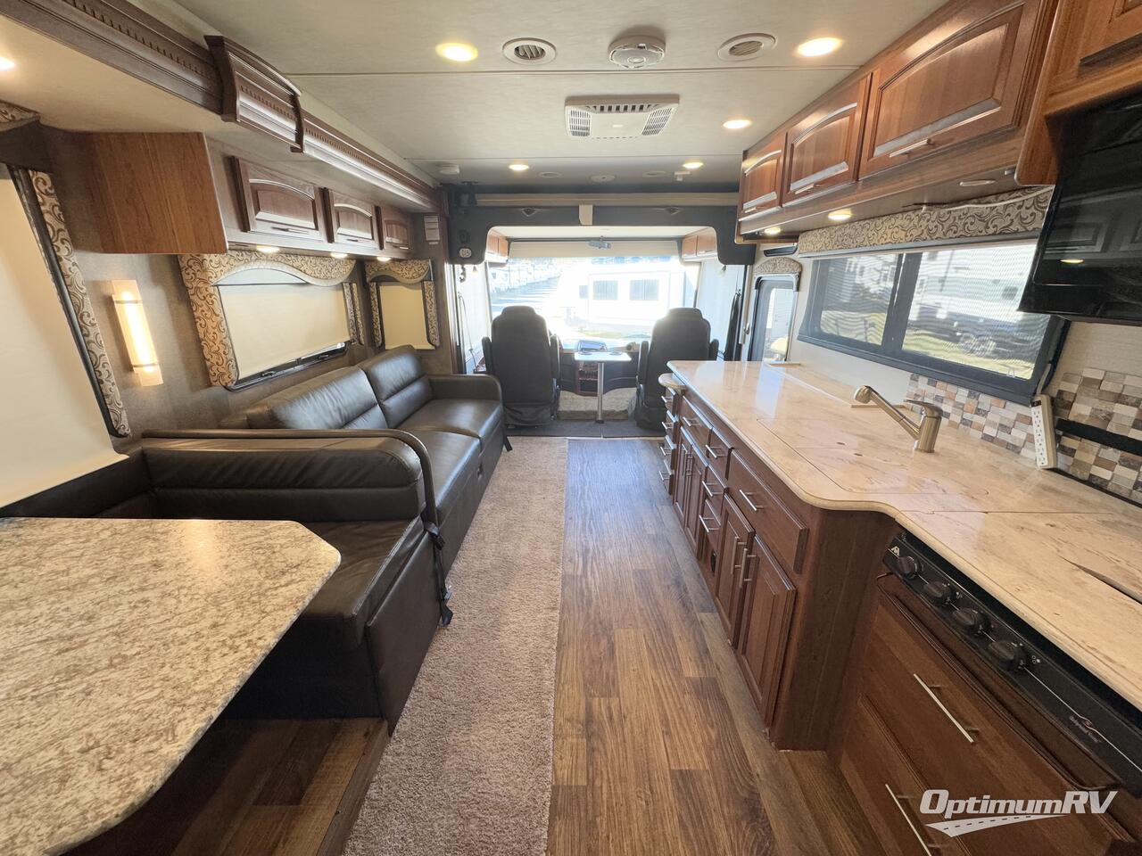 2017 Jayco Precept 35S Photo 5