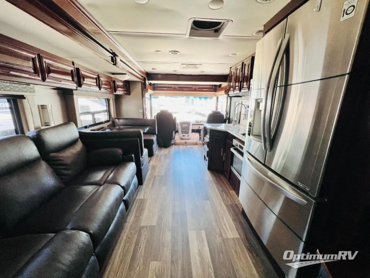 2019 Forest River Georgetown XL 369DS Photo 5