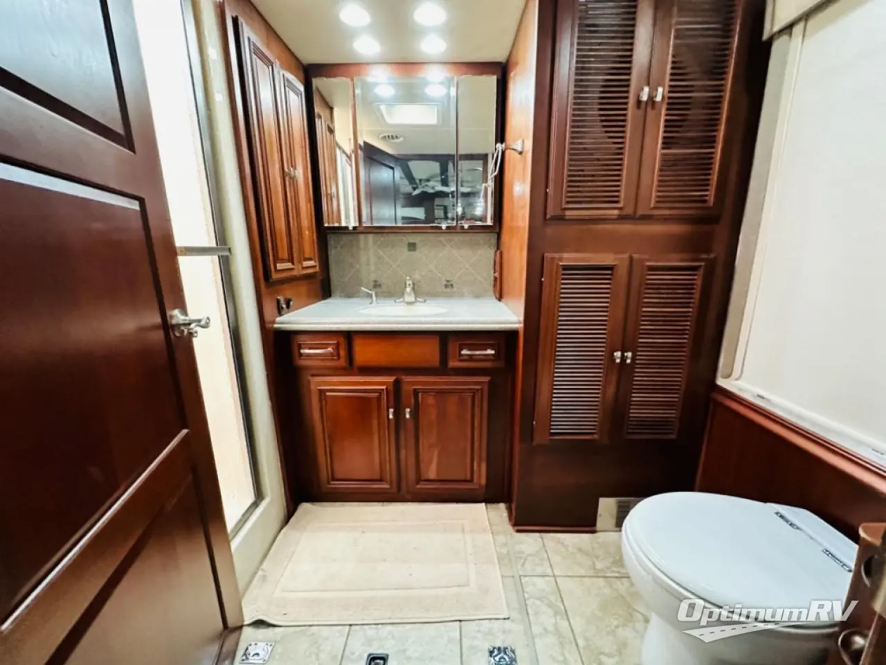 2011 Winnebago Tour 42QD Photo 21