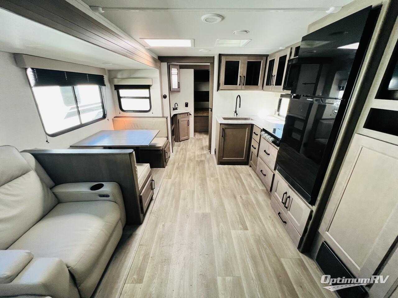 2024 Grand Design Transcend Xplor 321BH Photo 4