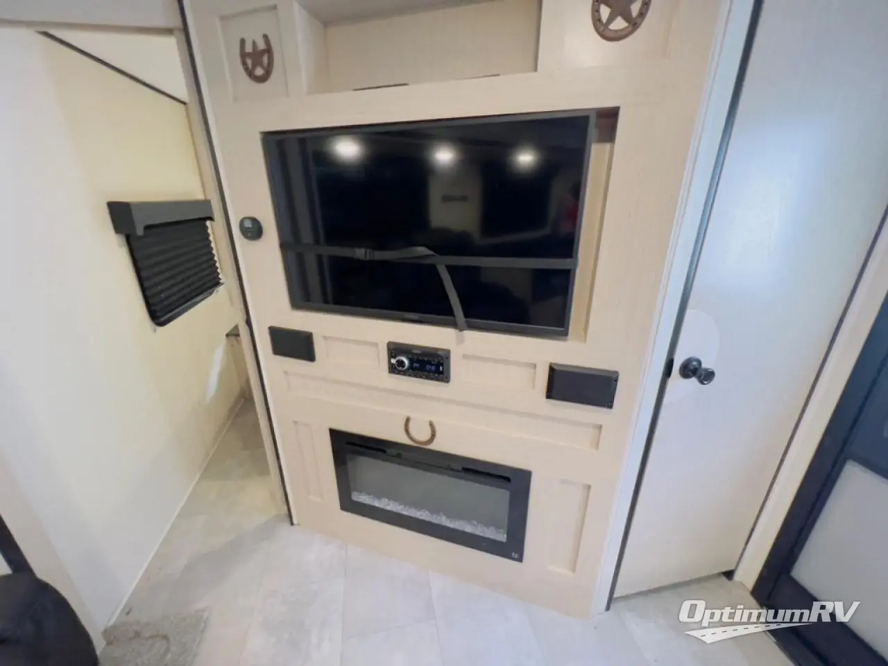 2023 Coachmen Apex Ultra-Lite 290BHS Photo 7