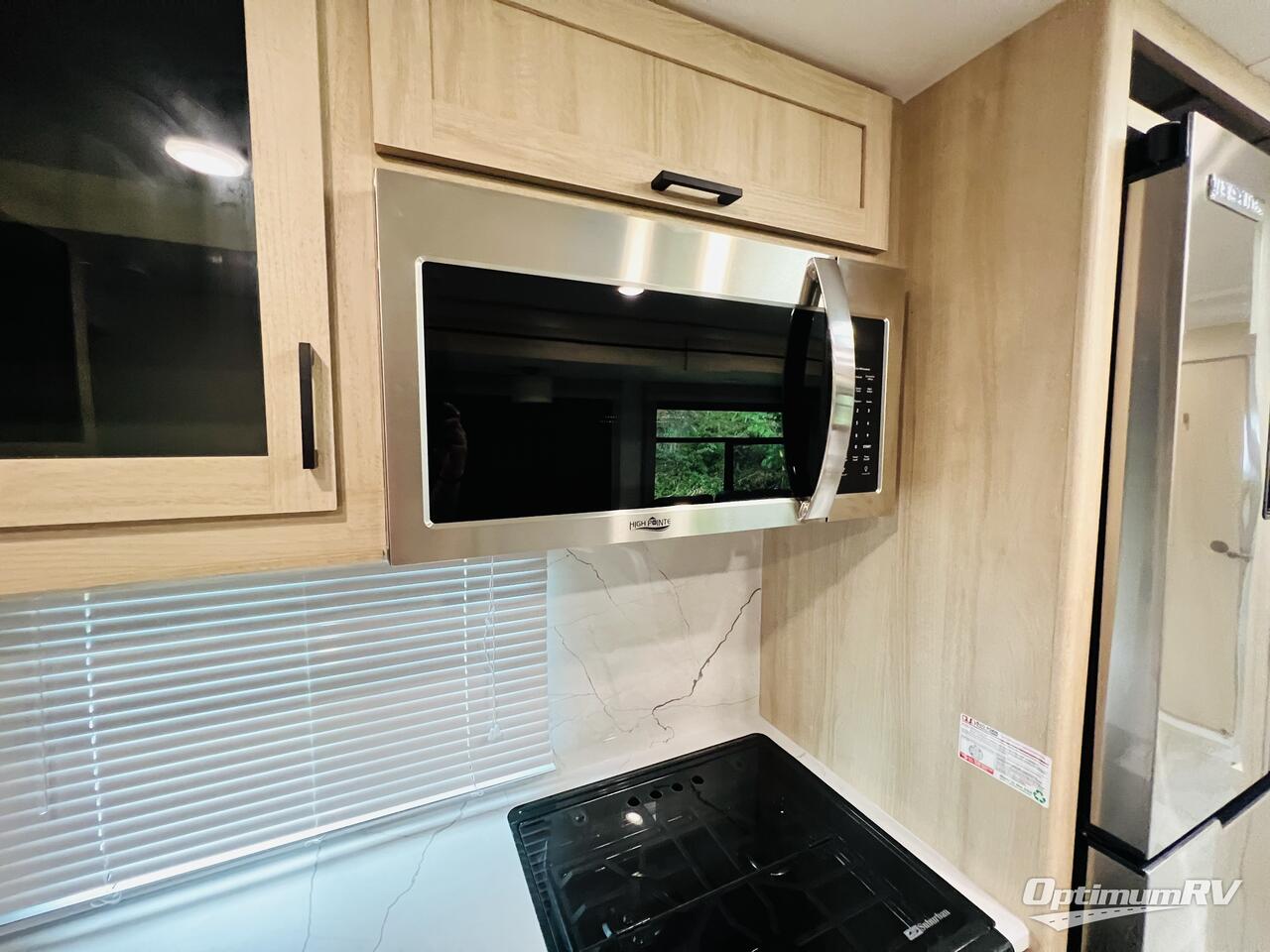 2023 Winnebago Towables Voyage 2831RB Photo 11