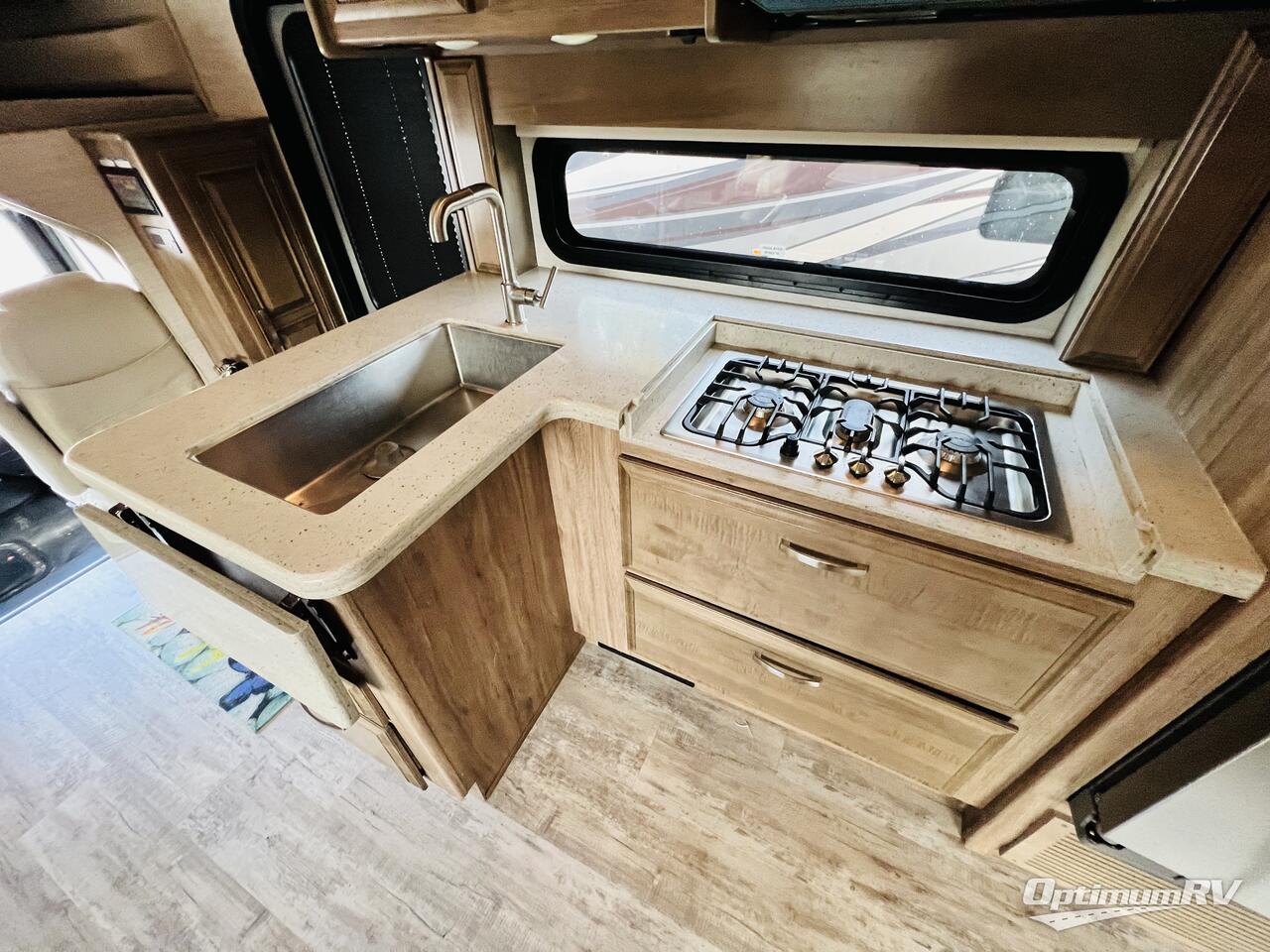 2021 Jayco Seneca Prestige 37K Photo 13