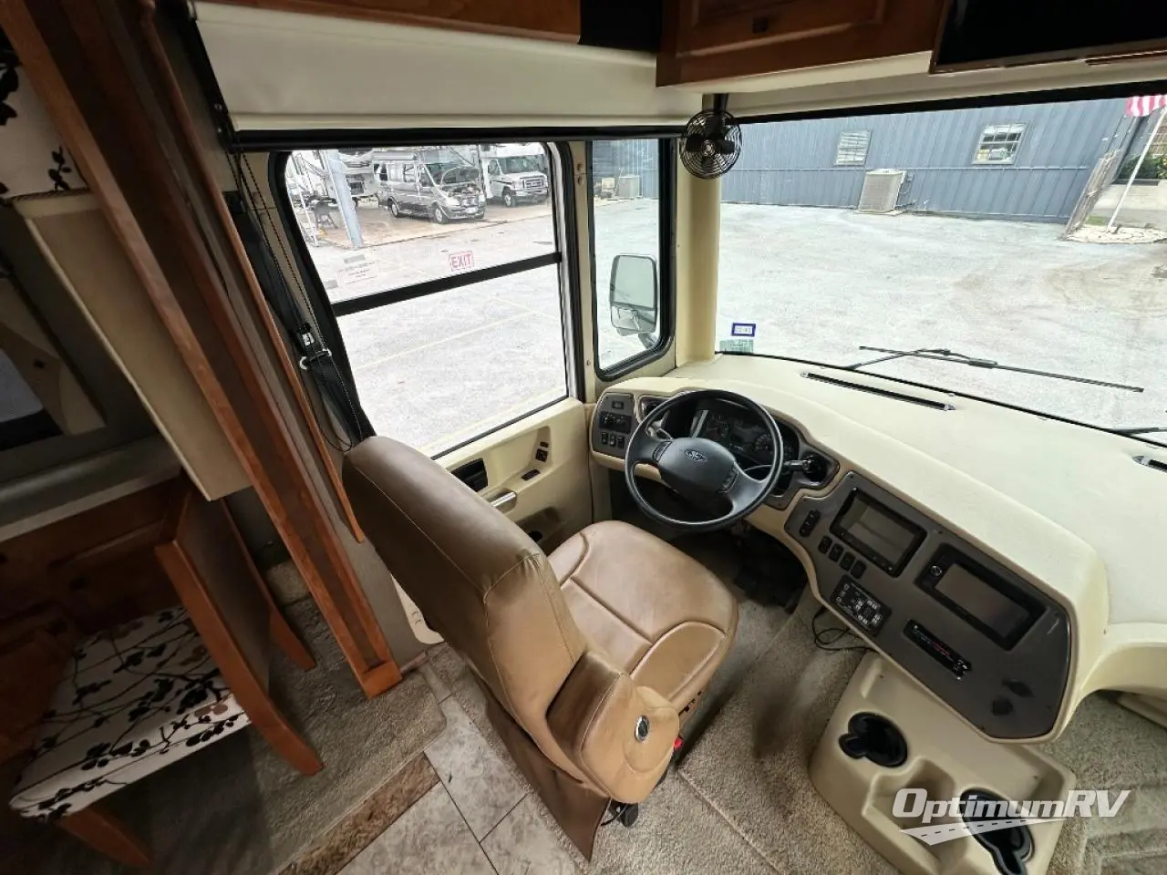 2013 Tiffin Allegro 36 LA Photo 5