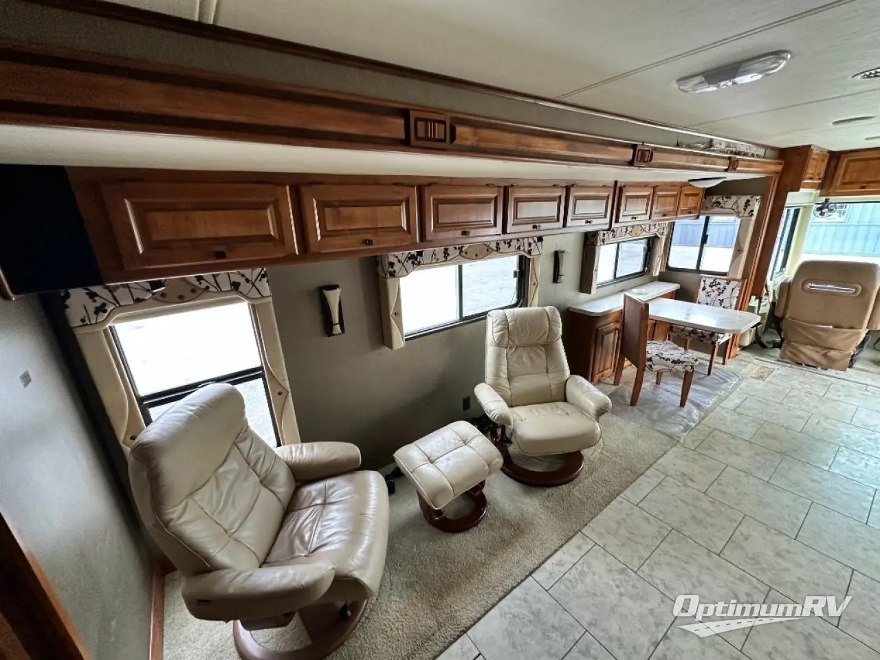 2013 Tiffin Allegro 36 LA Photo 10