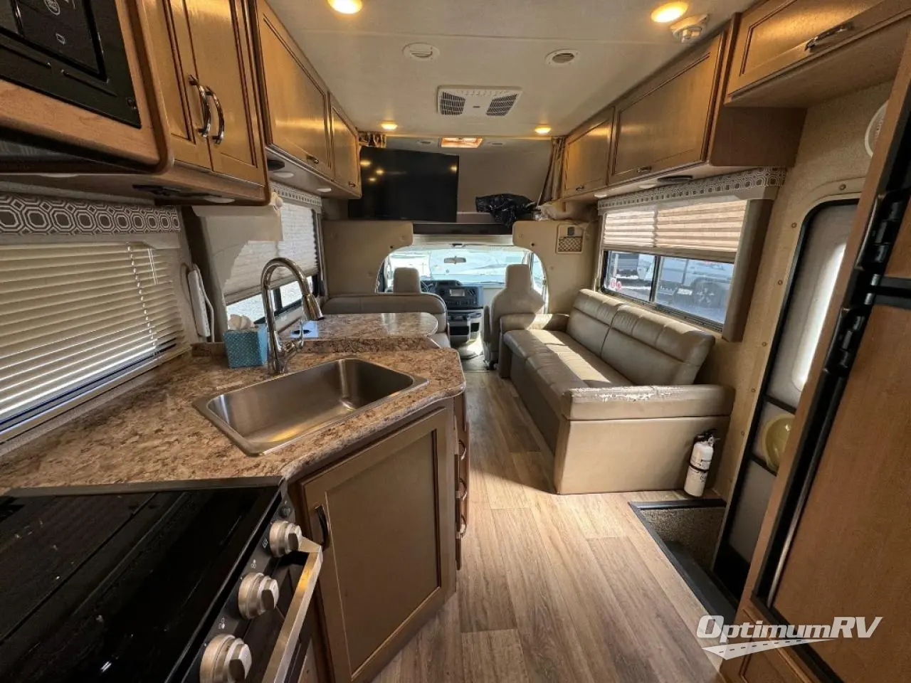 2019 Thor Four Winds 28A Photo 11