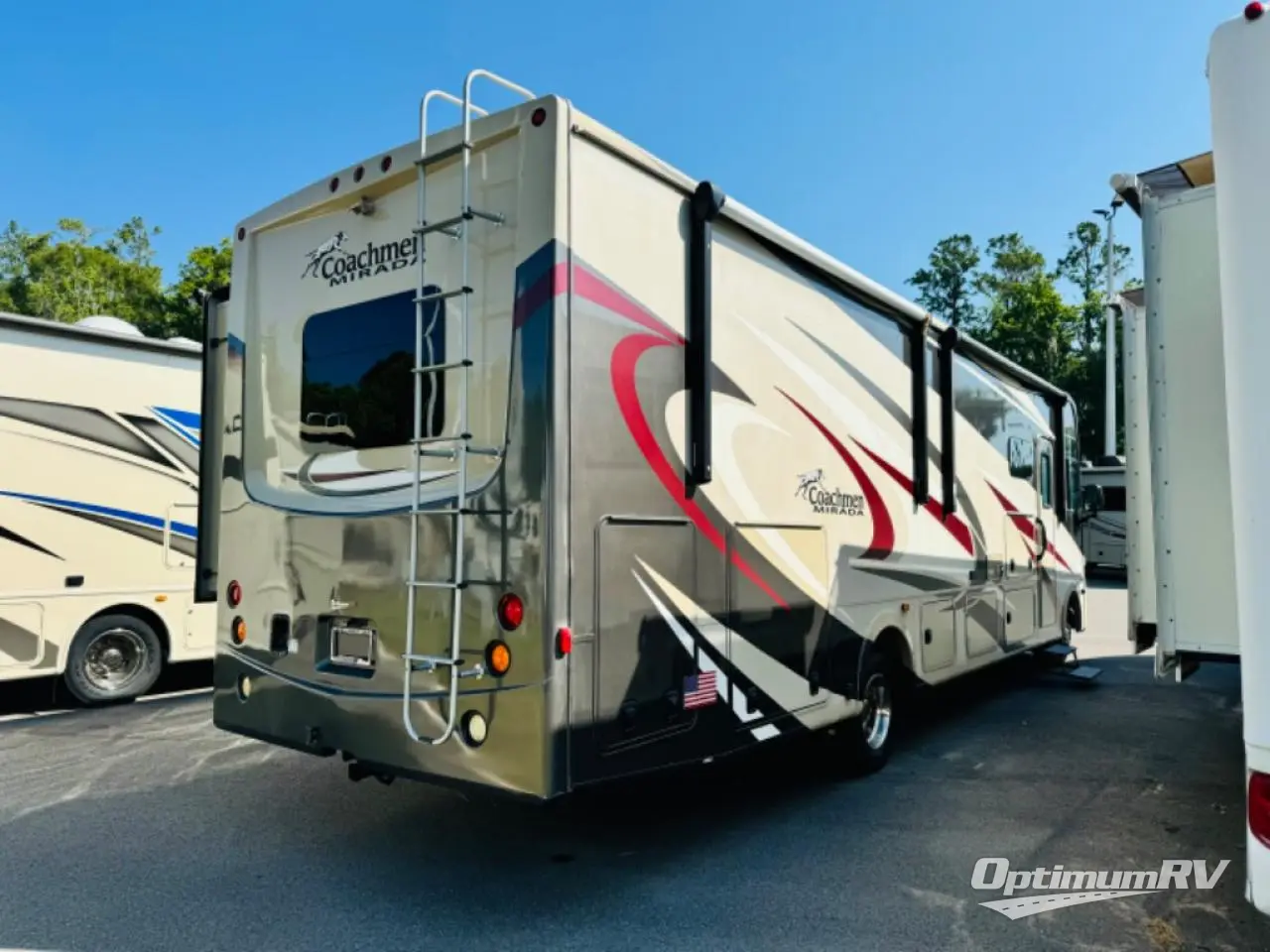 2019 Coachmen Mirada 32SS Photo 2